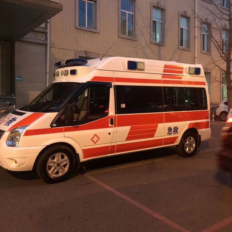 夏河夜间租赁救护车护送病人转院：安全转运的 8 大核心注意事项